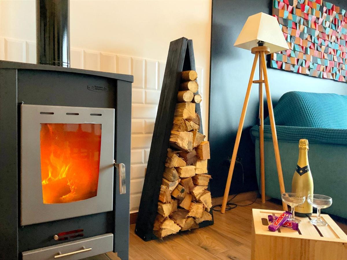 Casa Nueva Vigo-Mos con Chimenea y Jacuzzi Obsequio kit desayuno y botella cava Exterior foto